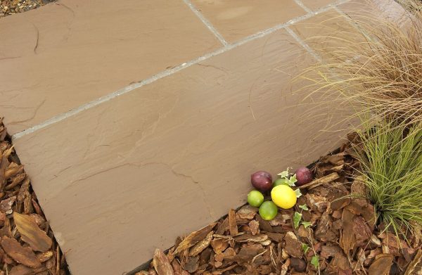 Strata Whitchurch Golden Sandstone Paving Slabs 600mm Patio Pack