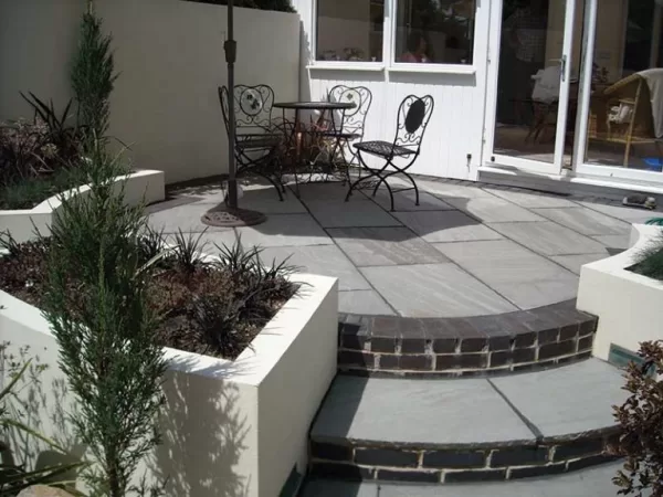 Strata Kendal Grey Sandstone Paving Slabs 23.10m2 - Mixed Sized Patio Pack